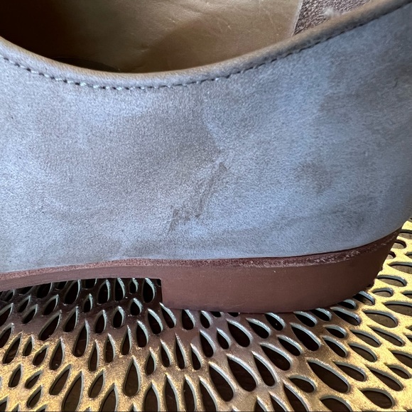 Roots Suede Oxford - Picture 14 of 16